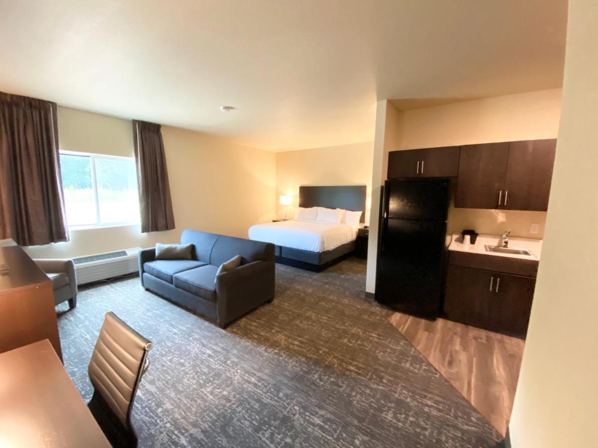 Cobblestone Inn & Suites - Forest City Exteriör bild