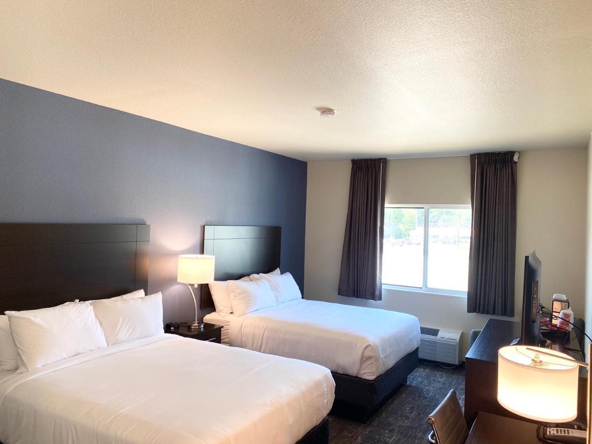 Cobblestone Inn & Suites - Forest City Exteriör bild